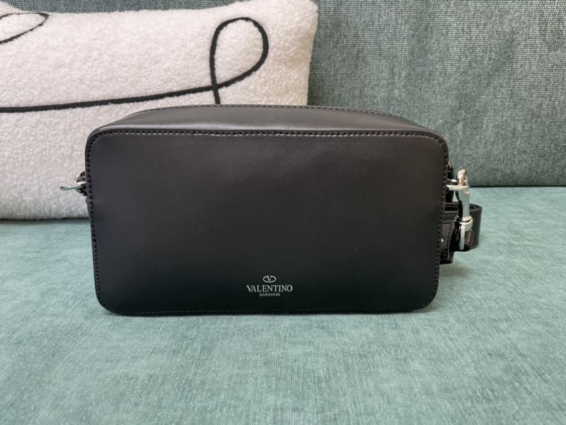 Va1e*ntin0 satchel bag